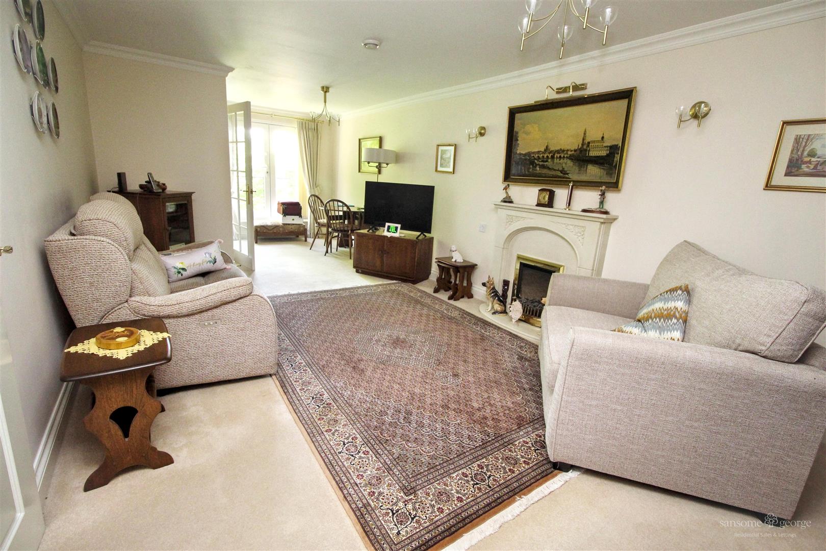2 bed property in Bath Road, Reading